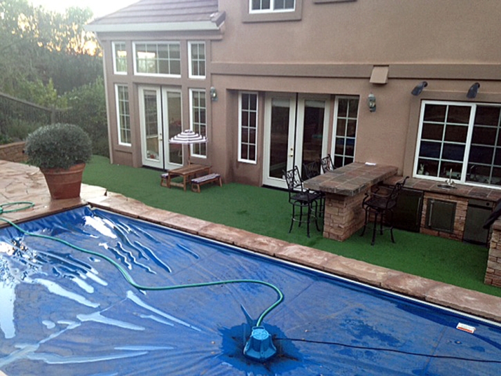 Fake Turf Desert Hot Springs California Lawn Back Yard