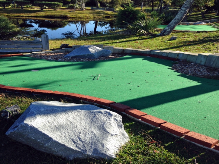 Golf Putting Greens Coachella California Fake Grass Back